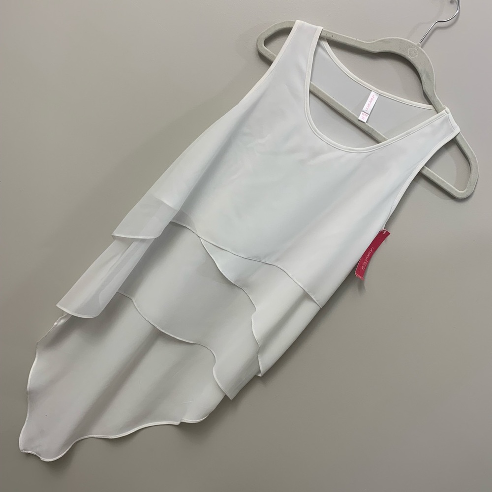 White tier layer high front long back top